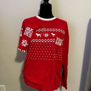 VS Pink Holiday Tee